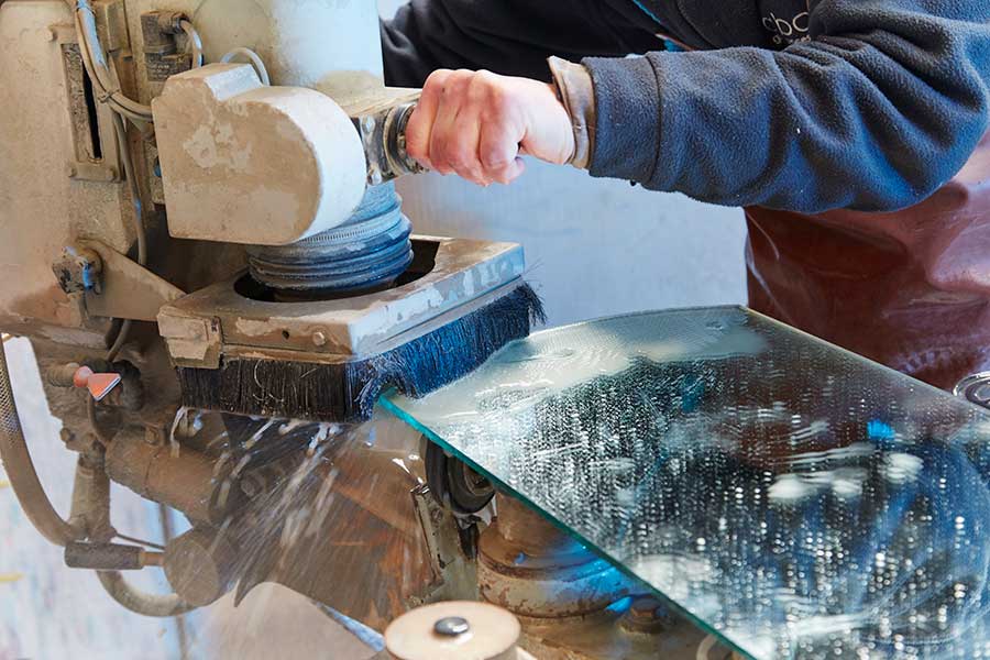 Freehand-glass-bevelling-1 Freehand-glass-bevelling-1